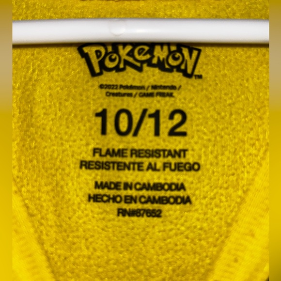 Boys pajama lot mostly size 10/12 however the 2 pair of Dino PJs-12/14 - Picture 13 of 16